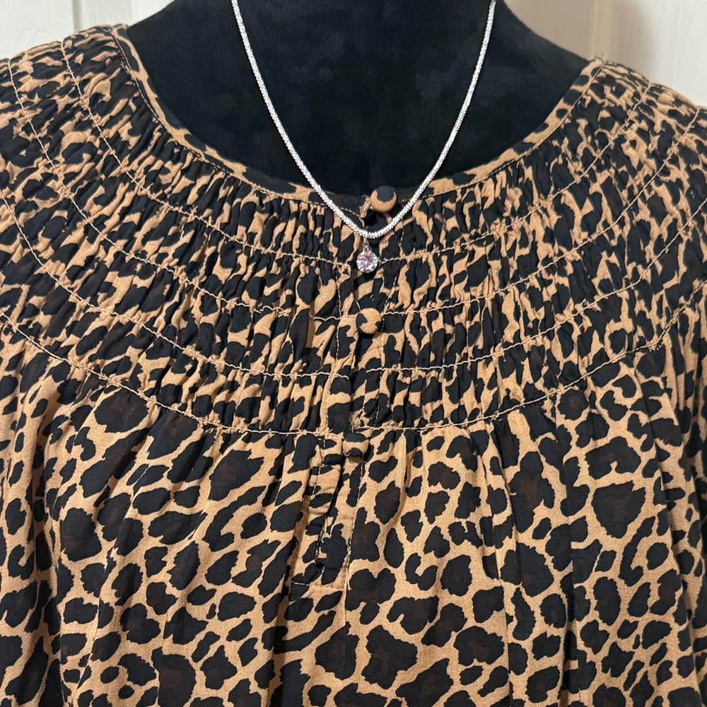 Leopard Print Women's Top Size 3X - Picture 3 of 3